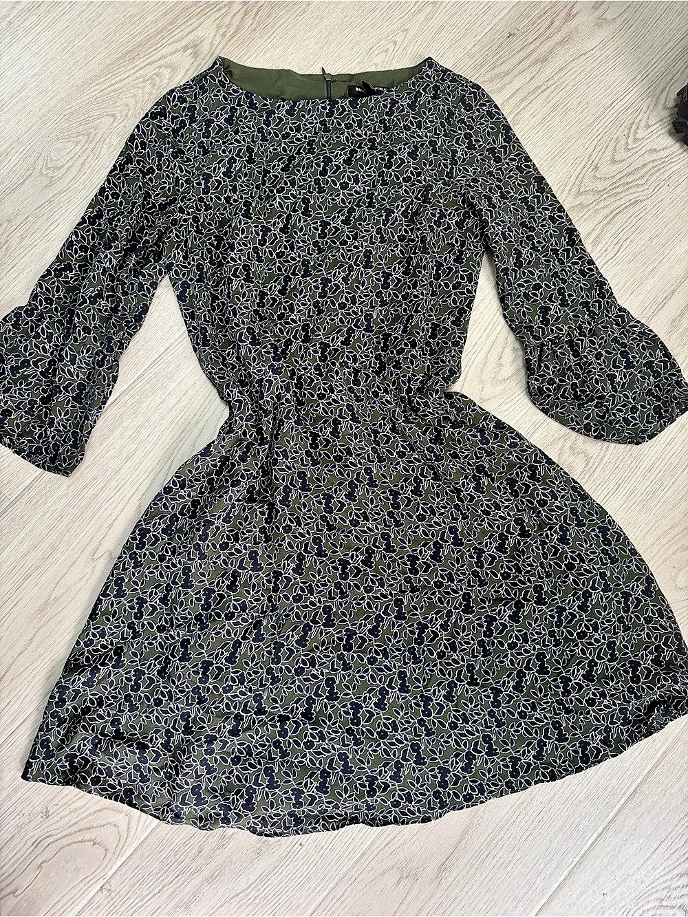 Banana Republic Floral Mini Dress in Green & Blue Size 4